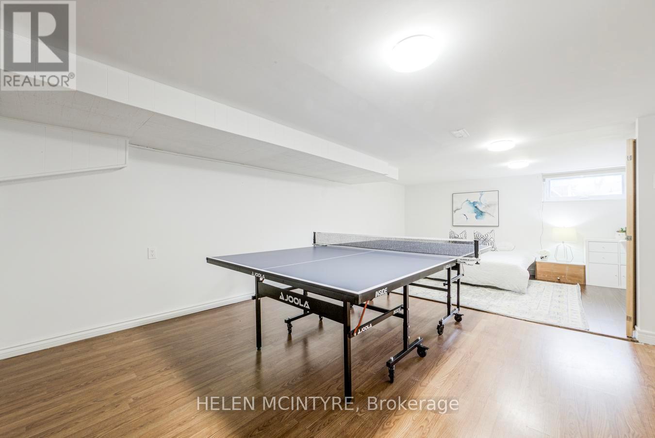 2 Birch Tree Crescent, Toronto, Ontario  M6M 2K8 - Photo 27 - W12942450