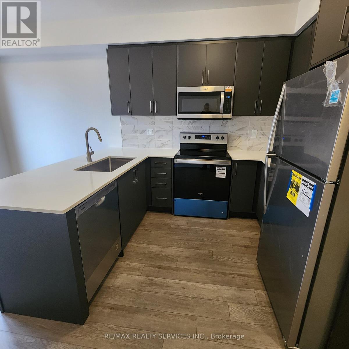 43 - 99 Roger Street, Waterloo, Ontario  N2J 1A4 - Photo 4 - X12881640