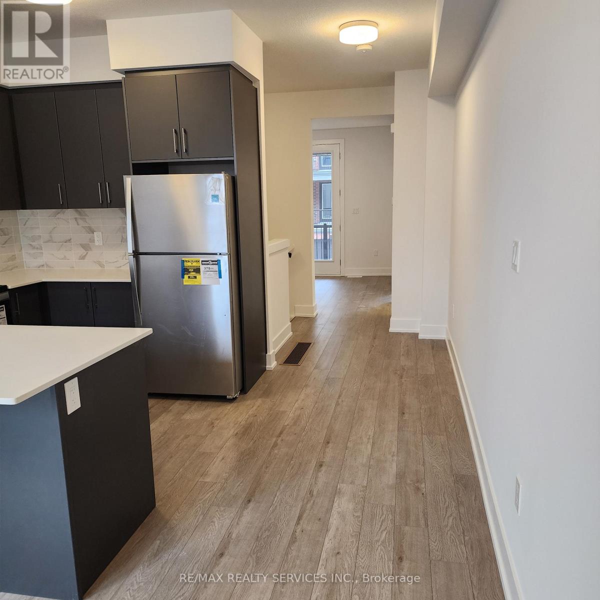 43 - 99 Roger Street, Waterloo, Ontario  N2J 1A4 - Photo 9 - X12881640