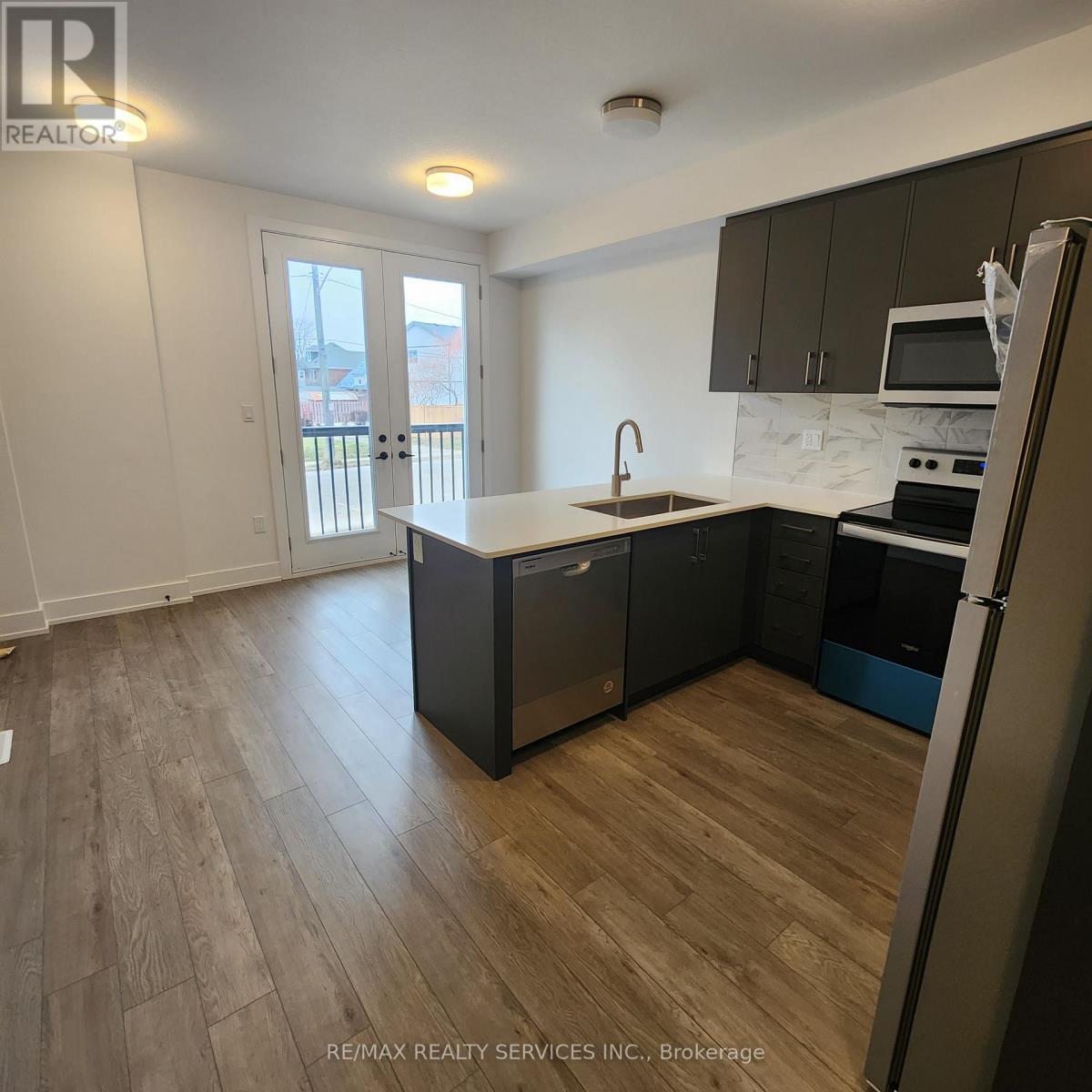 43 - 99 Roger Street, Waterloo, Ontario  N2J 1A4 - Photo 7 - X12881640