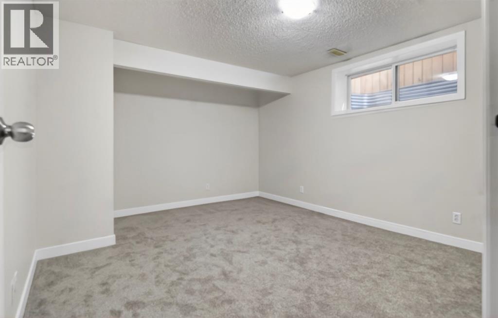 28 Elgin View SE, Calgary, Alberta  T2Z 4Z6 - Photo 30 - A2292658