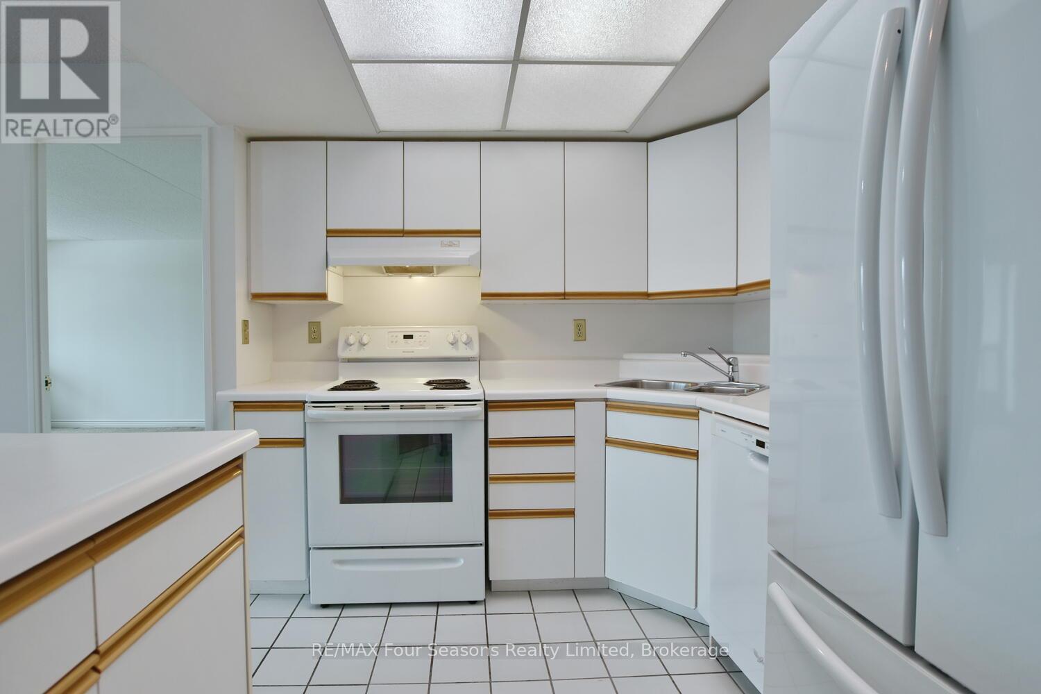 312 - 172 Eighth Street, Collingwood, Ontario  L9Y 4T2 - Photo 9 - S12849874