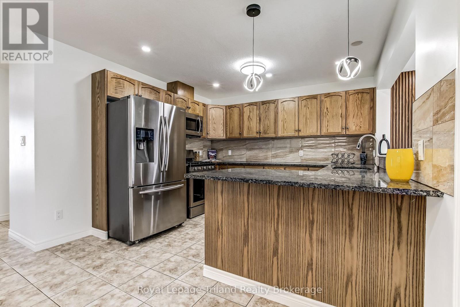 129 Passchendaele Street N, Woodstock, Ontario  N4T 0J3 - Photo 11 - X12946972