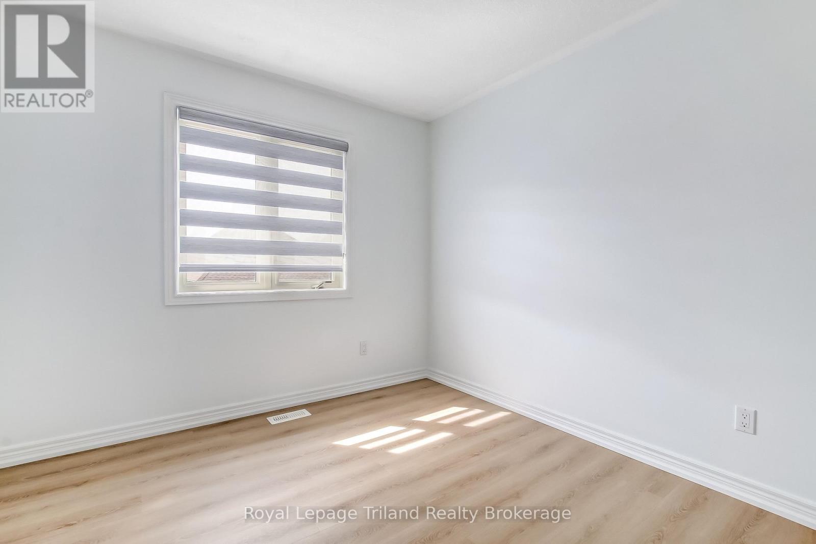 129 Passchendaele Street N, Woodstock, Ontario  N4T 0J3 - Photo 23 - X12946972