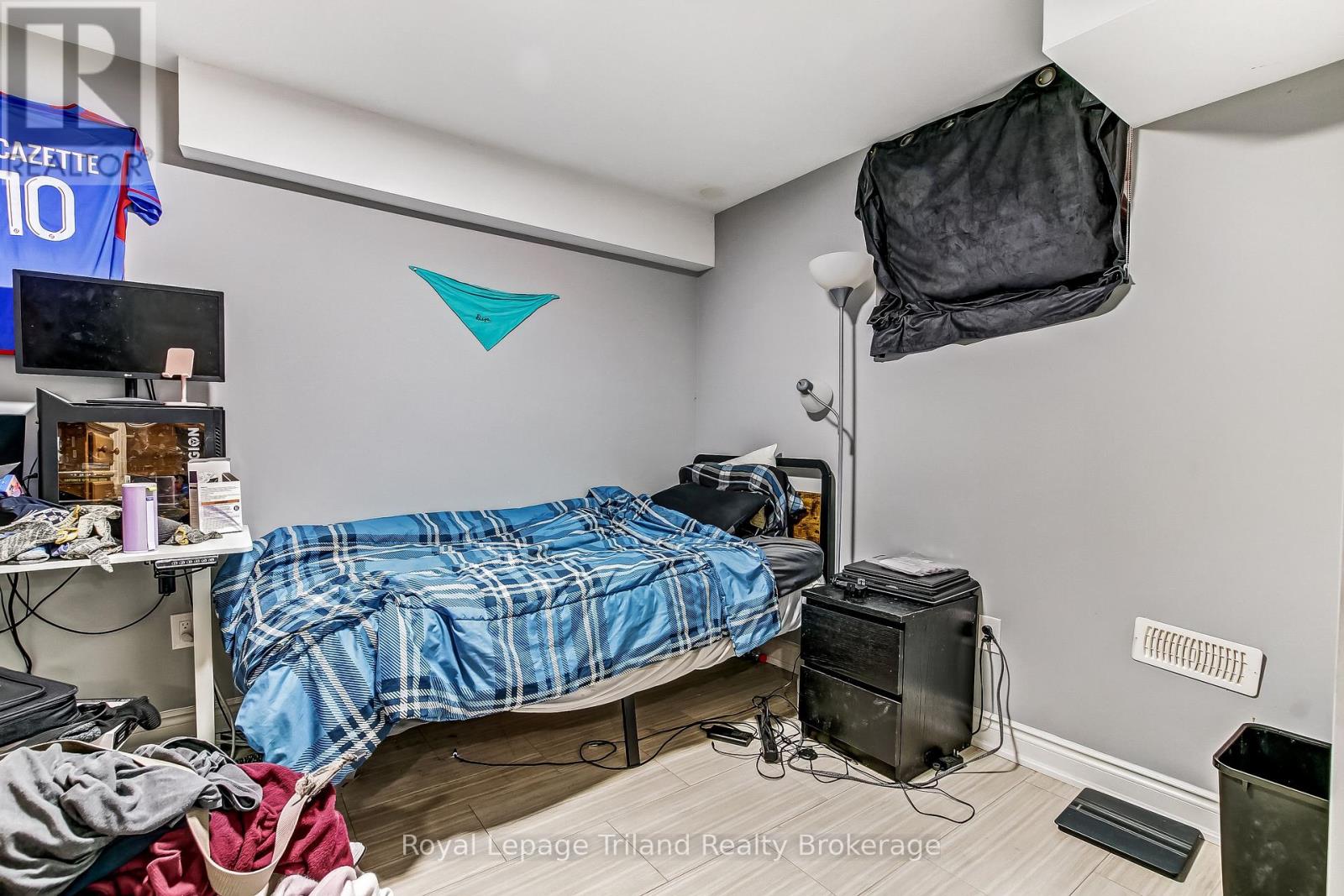 129 Passchendaele Street N, Woodstock, Ontario  N4T 0J3 - Photo 31 - X12946972