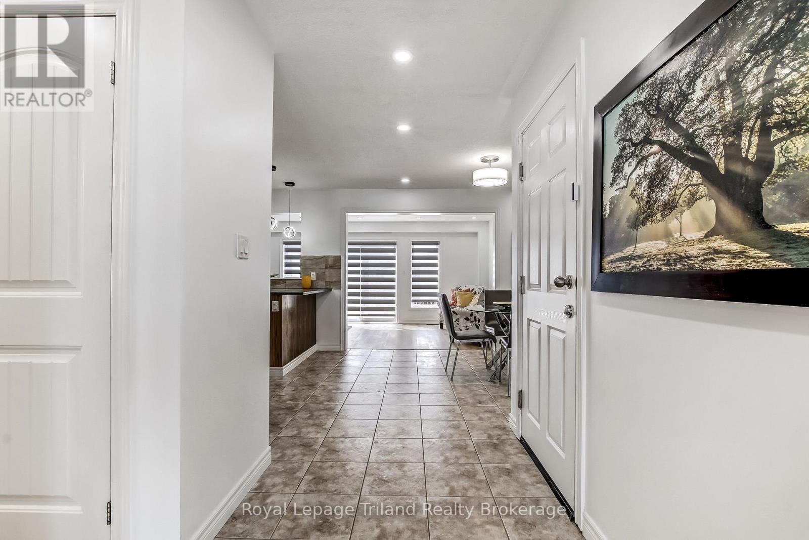 129 Passchendaele Street N, Woodstock, Ontario  N4T 0J3 - Photo 7 - X12946972