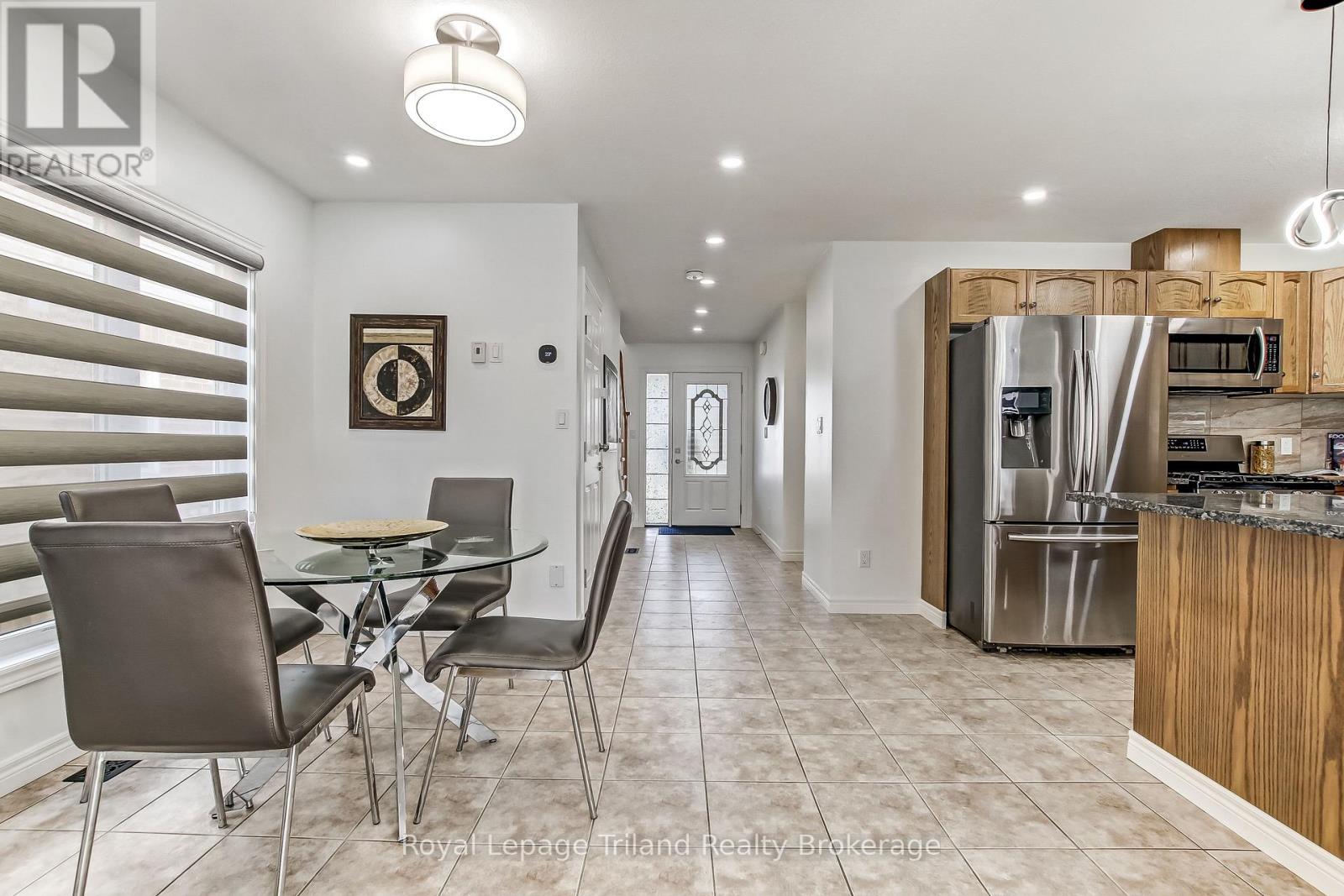 129 Passchendaele Street N, Woodstock, Ontario  N4T 0J3 - Photo 8 - X12946972