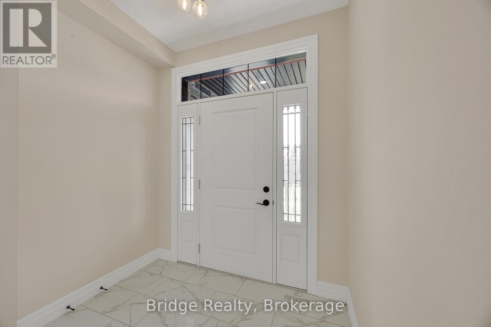 256 Tamarack Boulevard, Woodstock, Ontario  N4S 0E2 - Photo 4 - X12946980