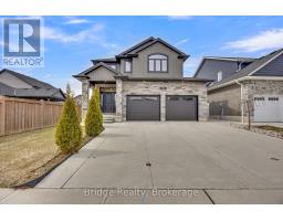 256 TAMARACK BOULEVARD, Woodstock, Ontario
