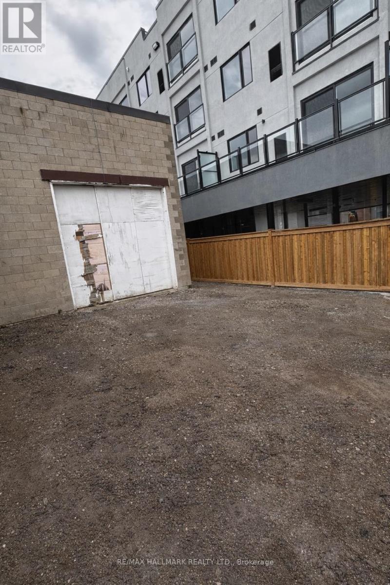 A&b - 48 Prospect Street, Newmarket, Ontario  L3Y 3S9 - Photo 25 - N12941634