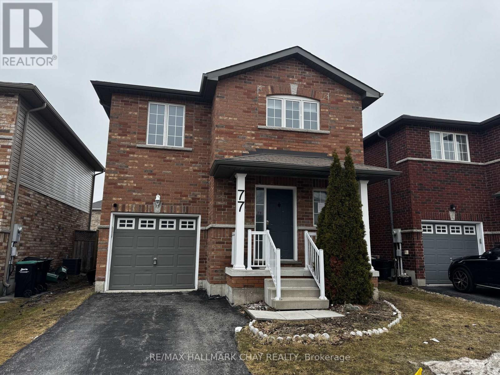 77 WHITE CRESCENT, Barrie, Ontario