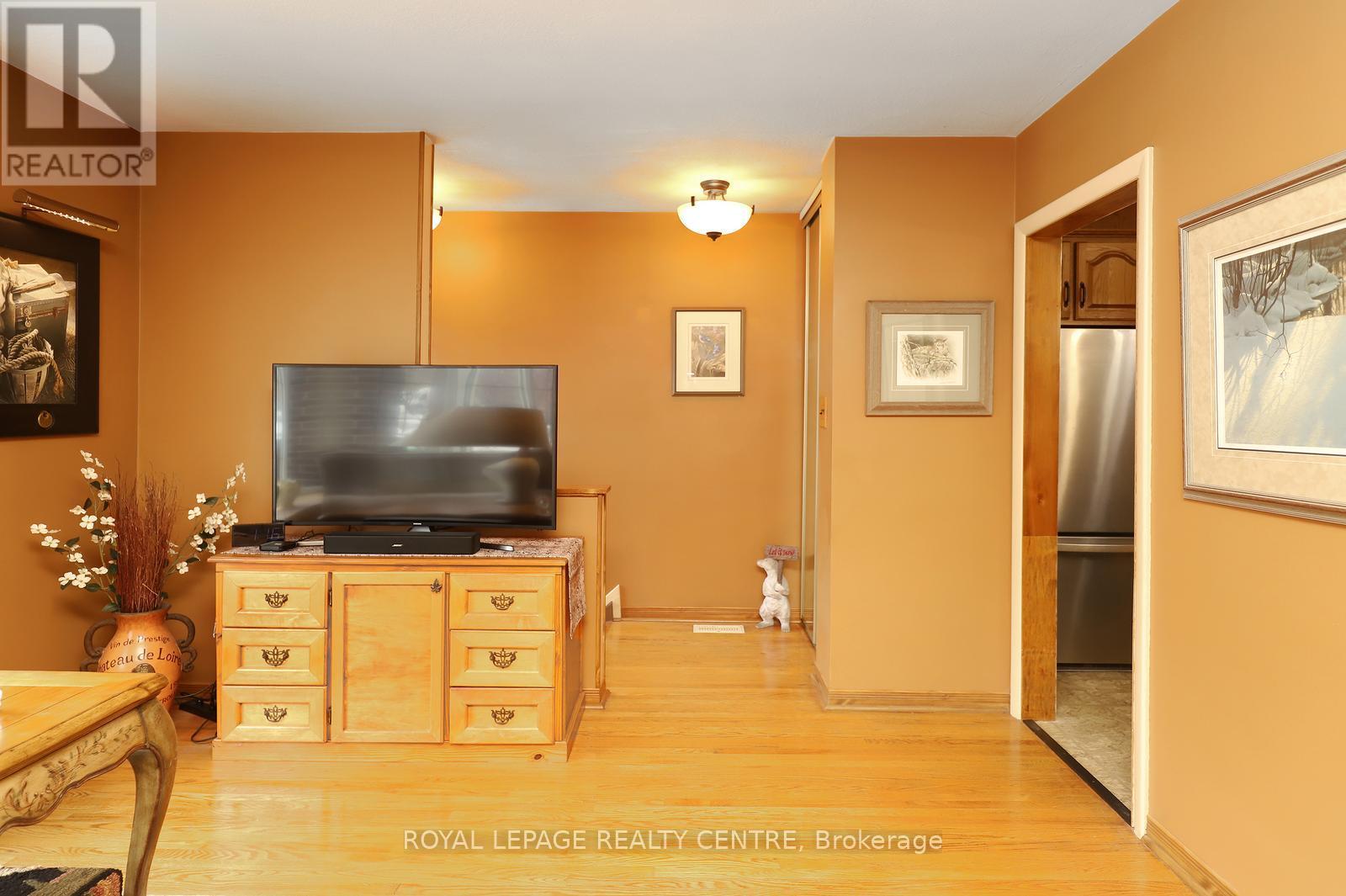 3638 Anniversary Road, Mississauga, Ontario  L5C 2G1 - Photo 12 - W12934164