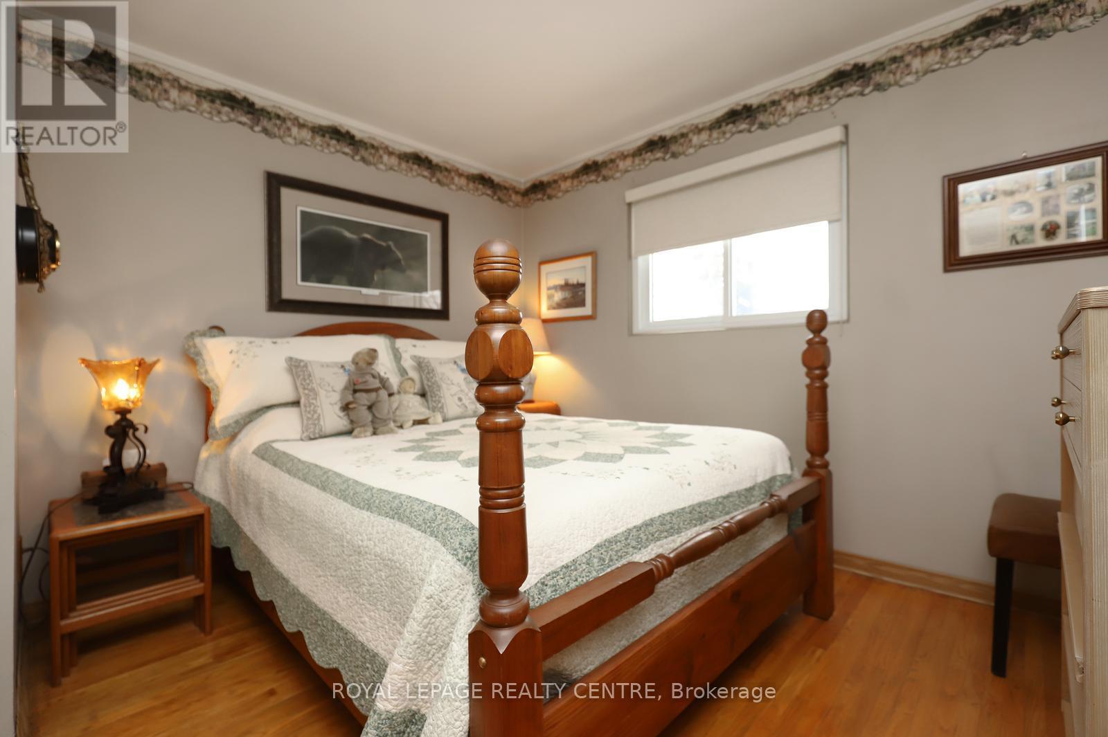 3638 Anniversary Road, Mississauga, Ontario  L5C 2G1 - Photo 18 - W12934164