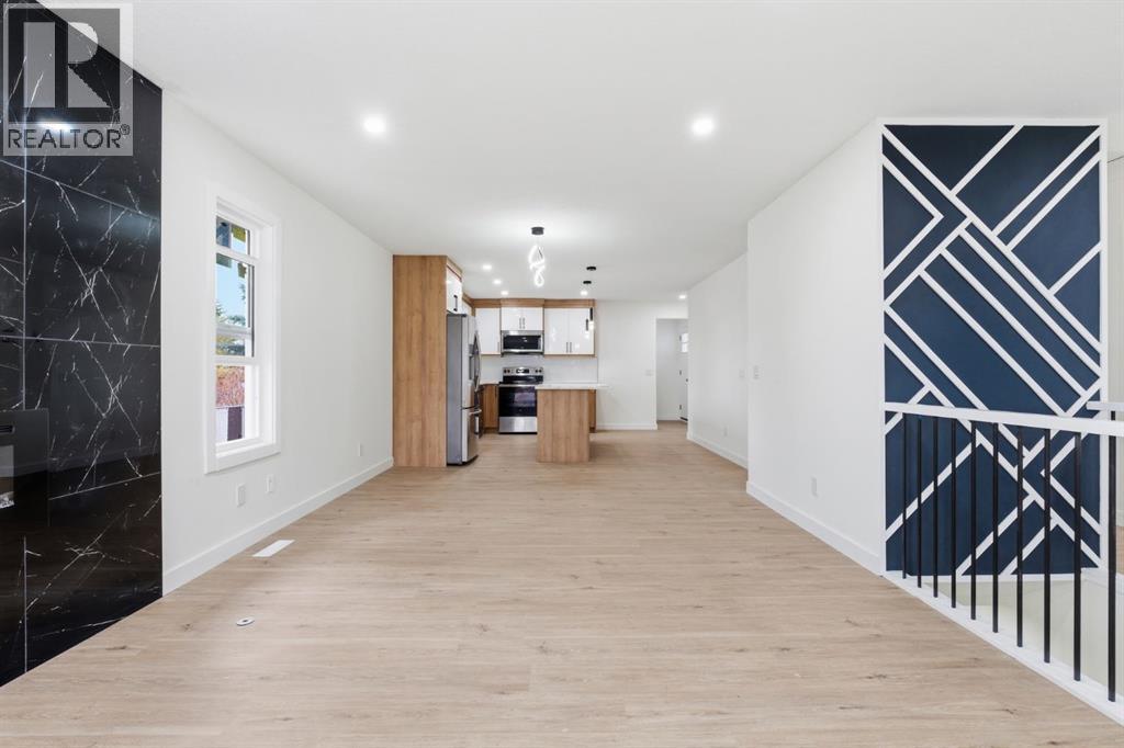 5 Del Monica Bay Ne, Calgary, Alberta  T1Y 6R2 - Photo 5 - A2267947