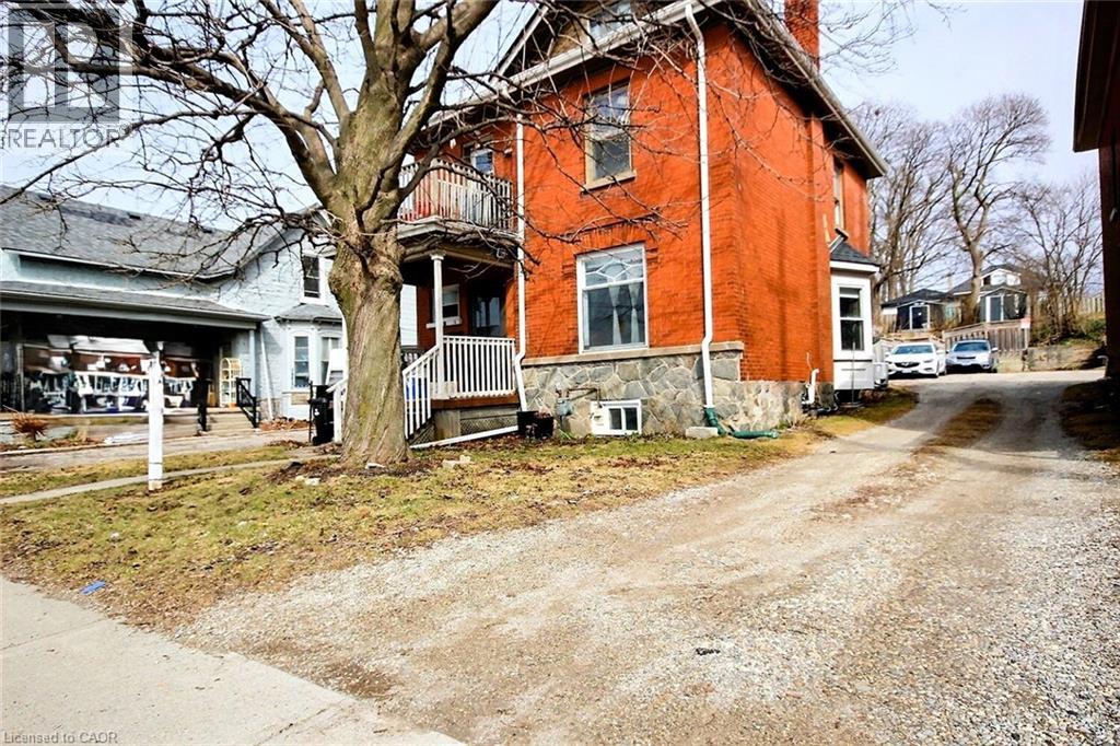 223 Water Street N, Cambridge, Ontario  N1R 3B9 - Photo 1 - 40813986