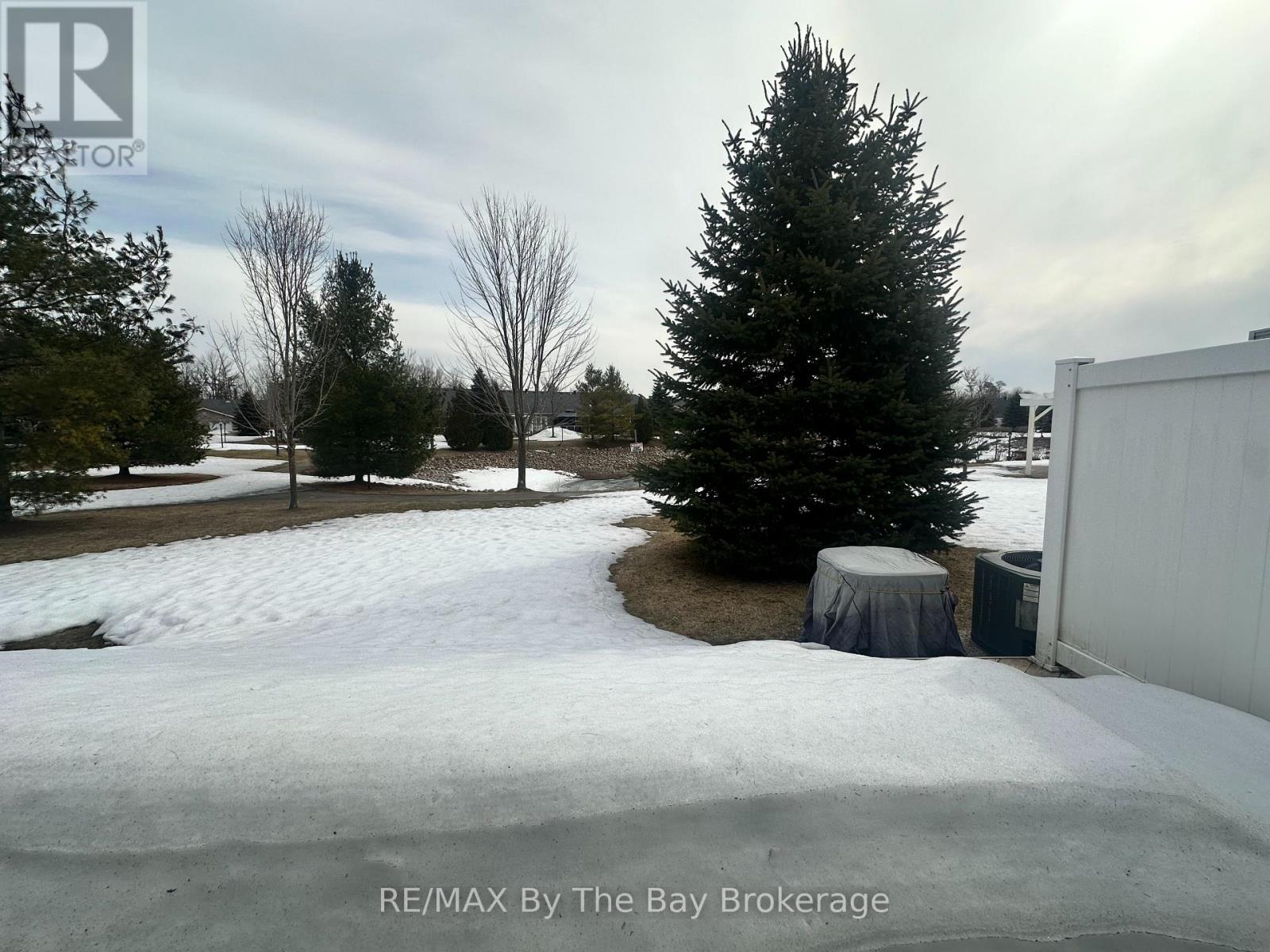 35 Garden Grove Crescent, Wasaga Beach, Ontario  L9Z 0E6 - Photo 10 - S12946976