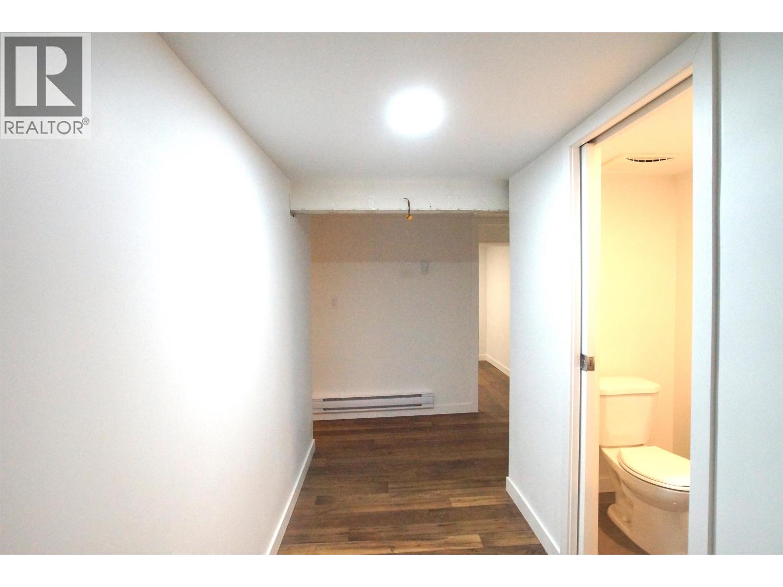 3945 W 10th Avenue, Vancouver, British Columbia  V6R 2G9 - Photo 35 - R3105295