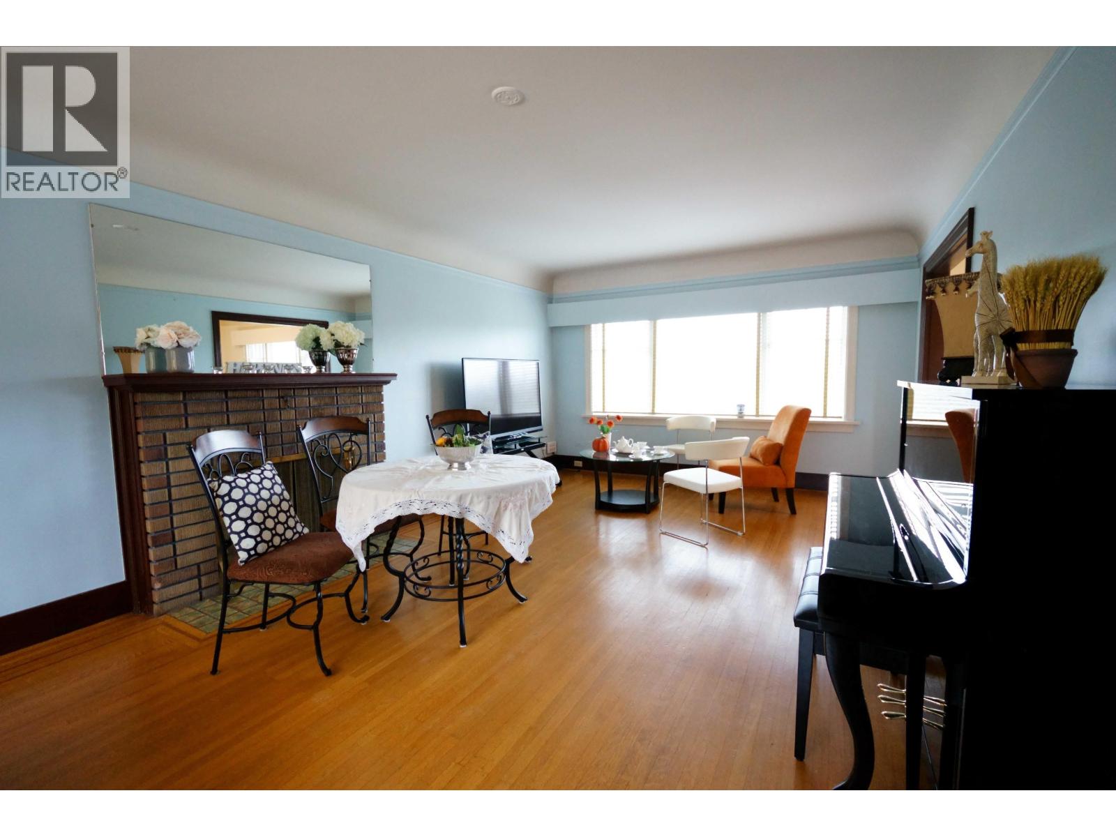 3945 W 10th Avenue, Vancouver, British Columbia  V6R 2G9 - Photo 4 - R3105295