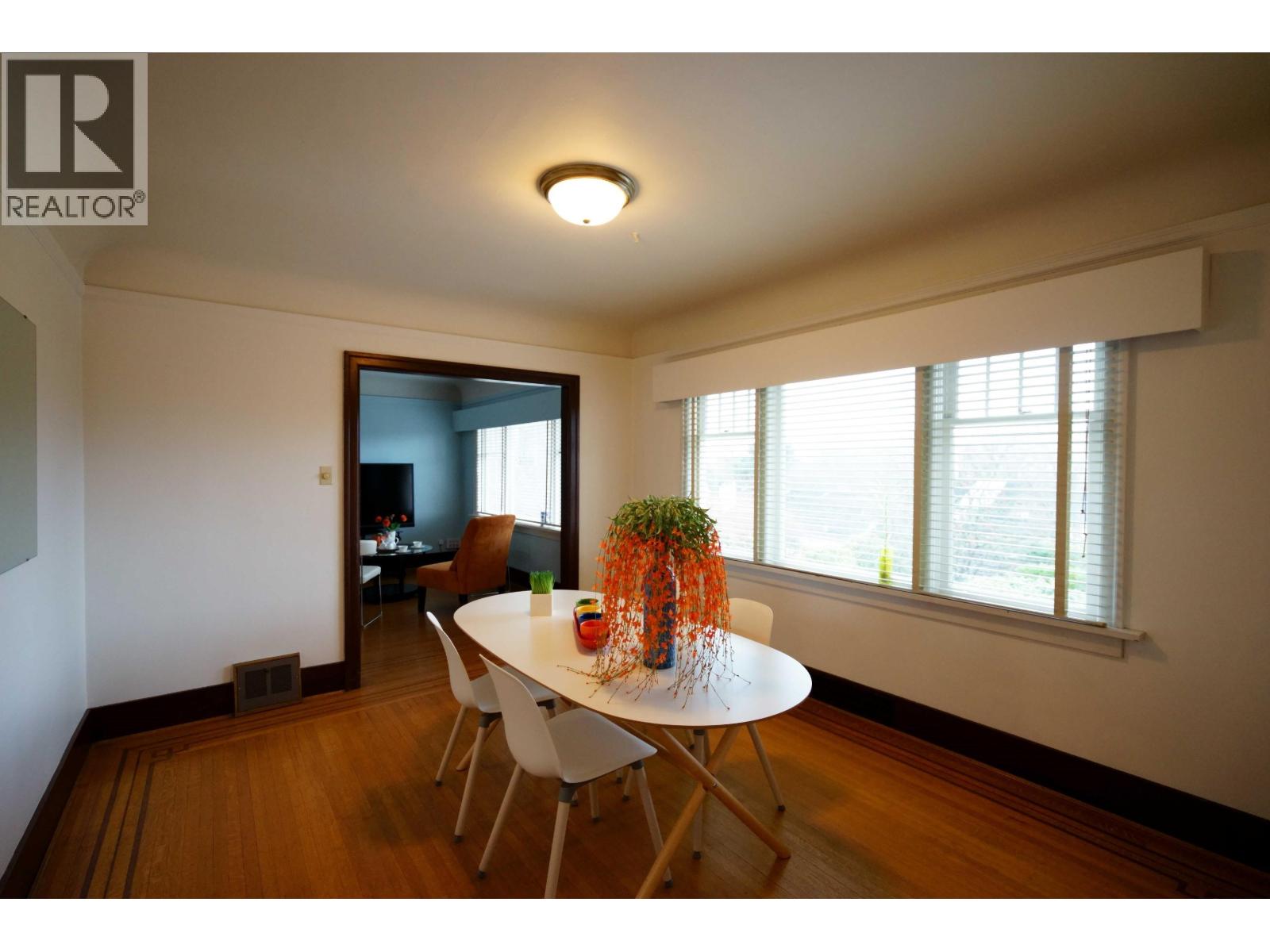 3945 W 10th Avenue, Vancouver, British Columbia  V6R 2G9 - Photo 7 - R3105295