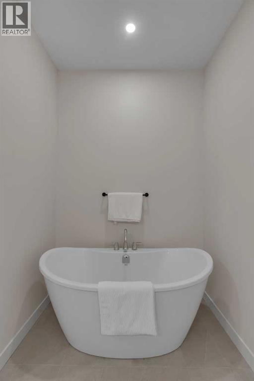 88 Sunrise Heath, Cochrane, Alberta  T4C 0H4 - Photo 33 - A2297489