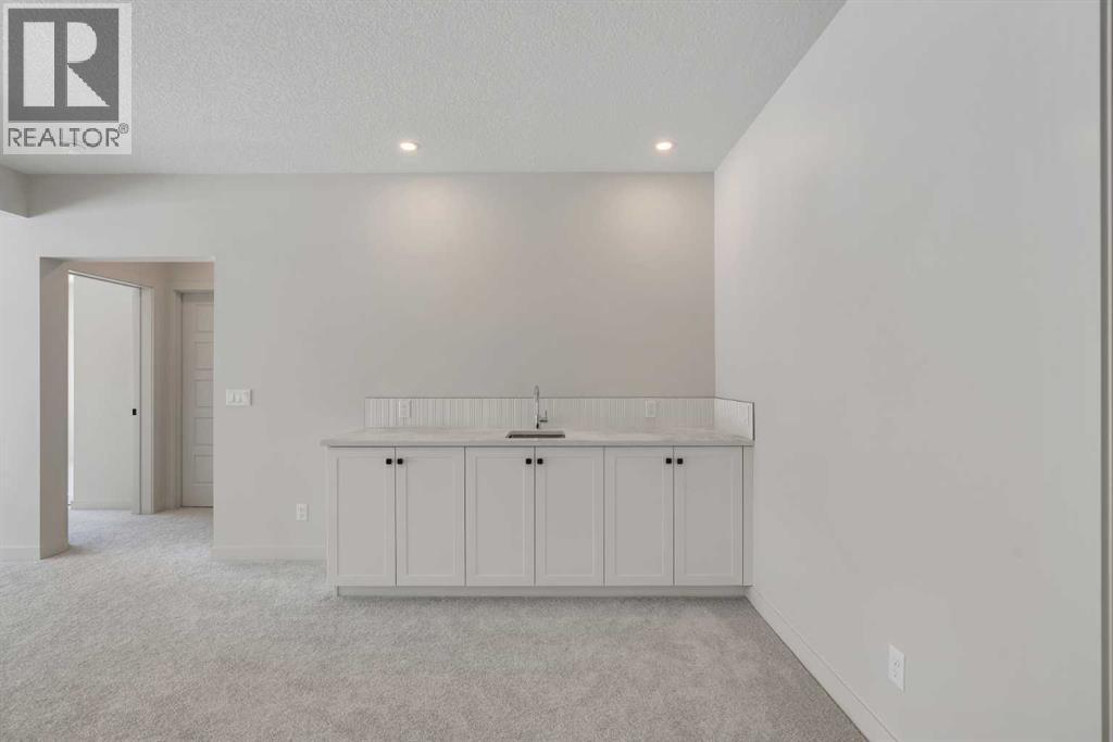 88 Sunrise Heath, Cochrane, Alberta  T4C 0H4 - Photo 43 - A2297489