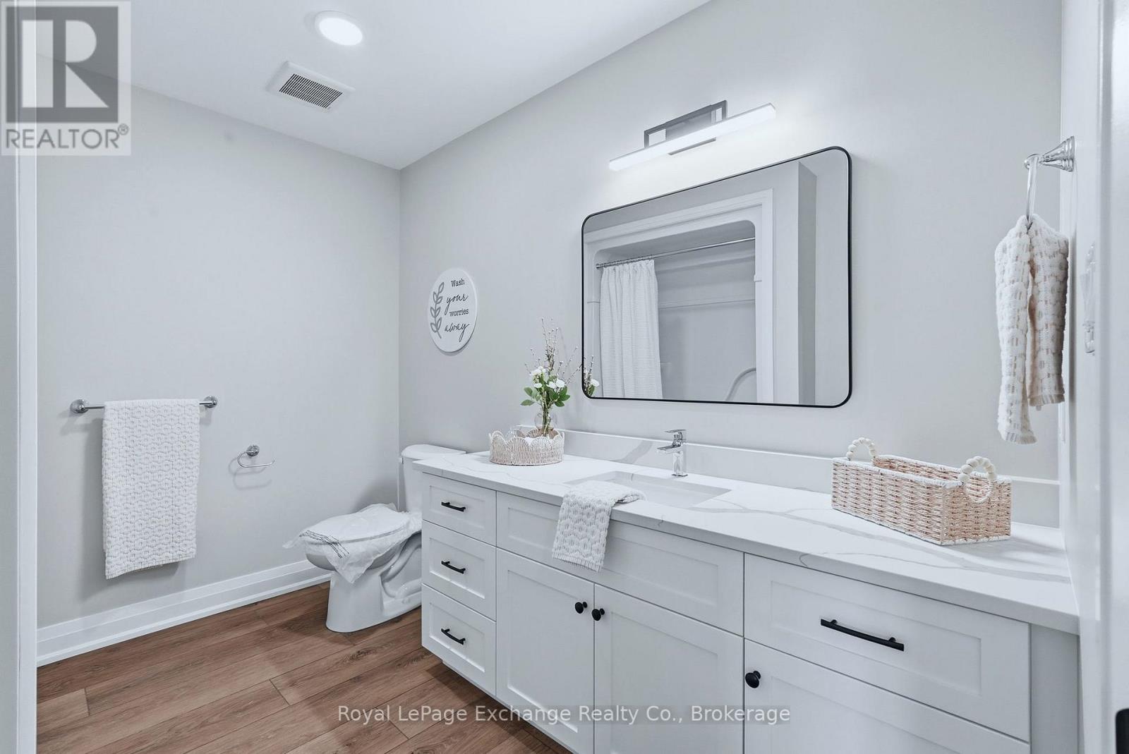 Unit 3 - 227 Bruce Street S, West Grey, Ontario  N0G 1R0 - Photo 22 - X12946898