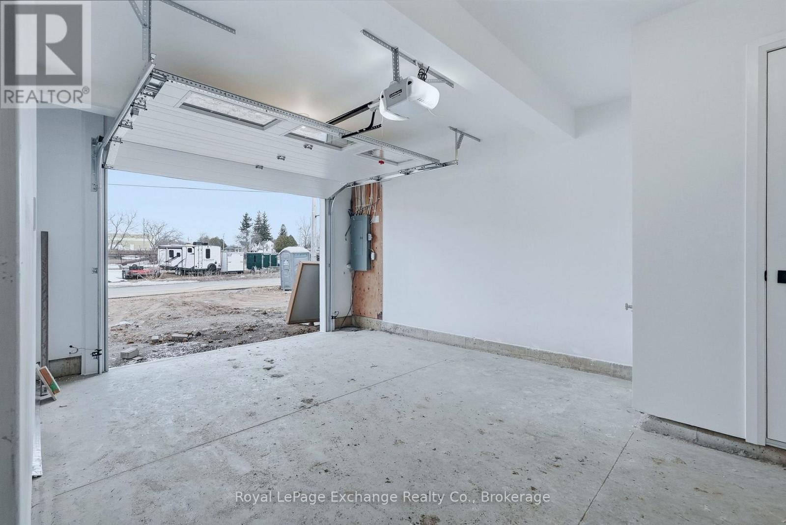 Unit 3 - 227 Bruce Street S, West Grey, Ontario  N0G 1R0 - Photo 24 - X12946898