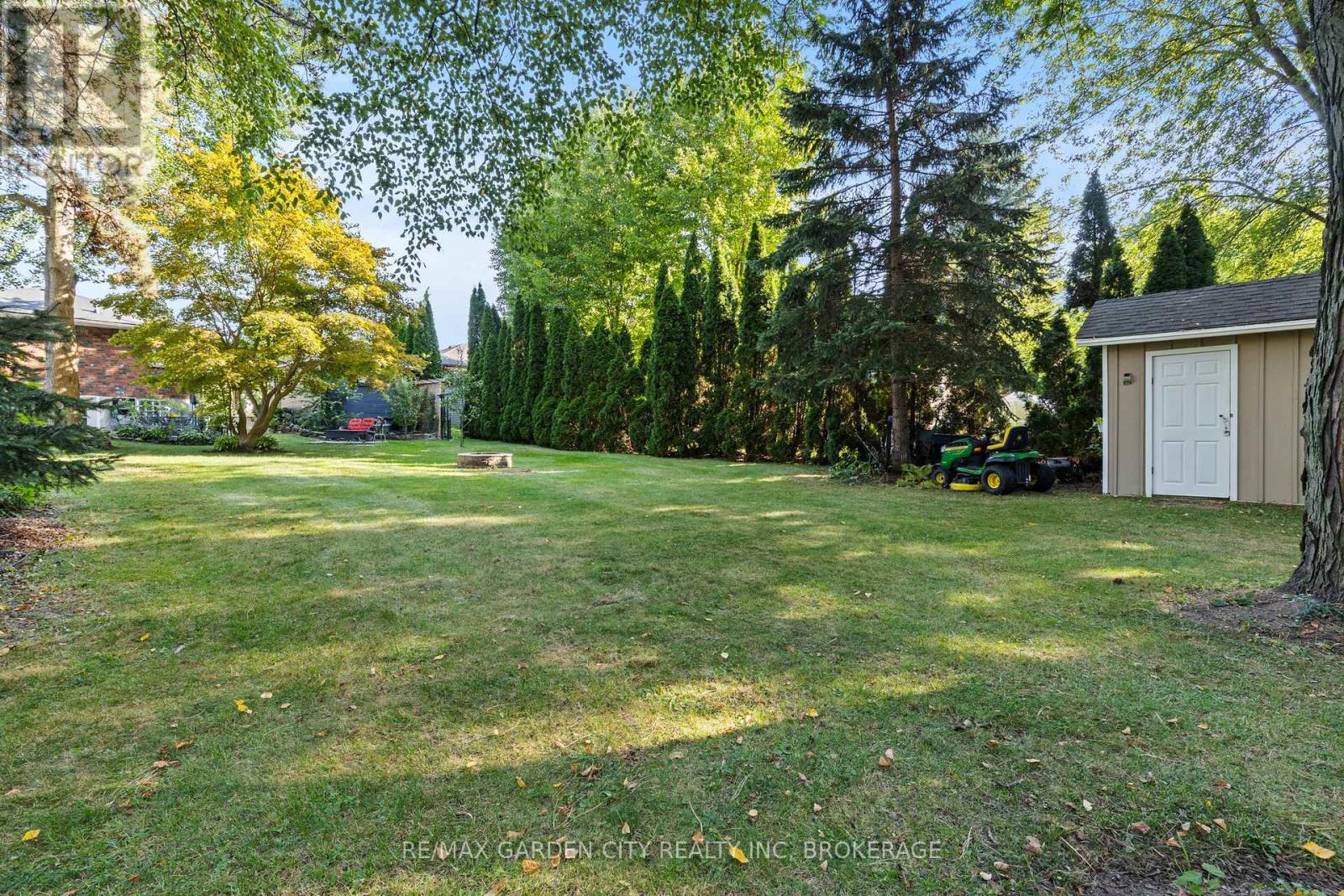 629 Penner Street, Niagara-On-The-Lake, Ontario  L0S 1T0 - Photo 31 - X12938270