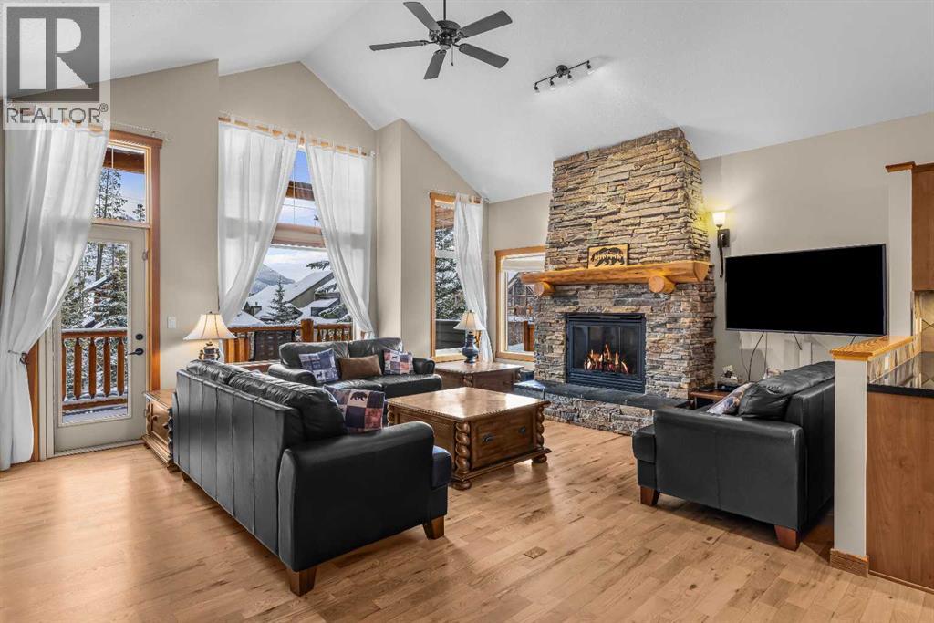 147 Hubman Landing, Canmore, Alberta  T1W 3L3 - Photo 5 - A2298120