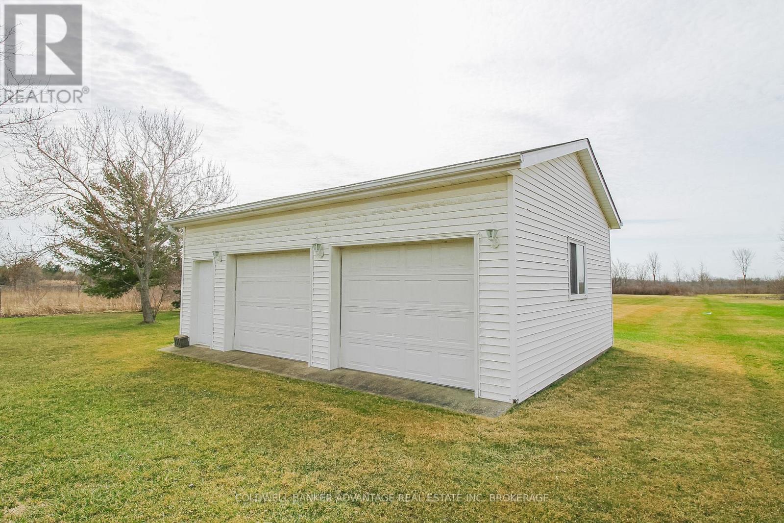 377 Silverthorn Crescent, Welland, Ontario  L3B 5N4 - Photo 49 - X12926774