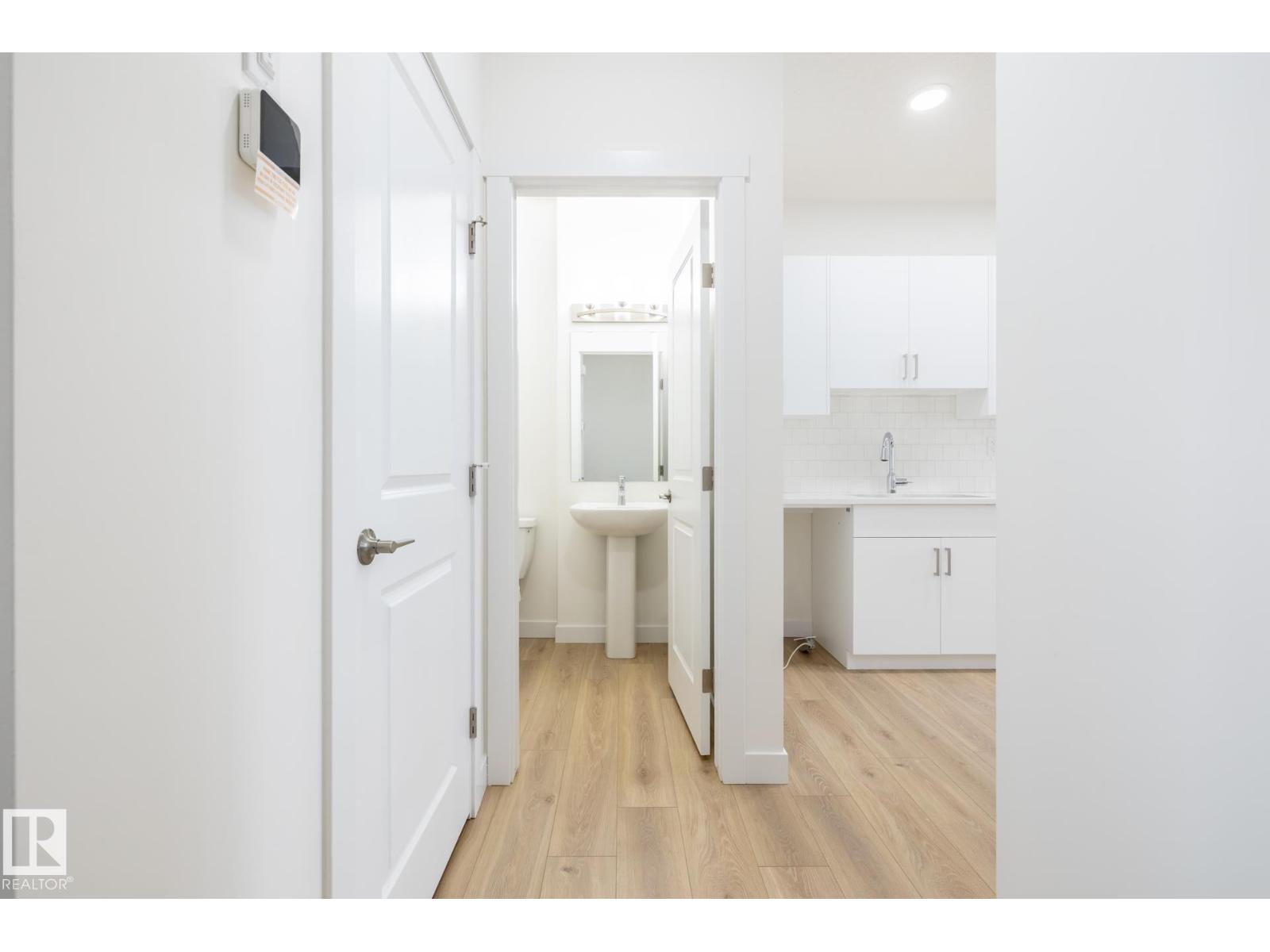 #50 7110 Keswick Cm Sw, Edmonton, Alberta  T6W 5P7 - Photo 3 - E4480105