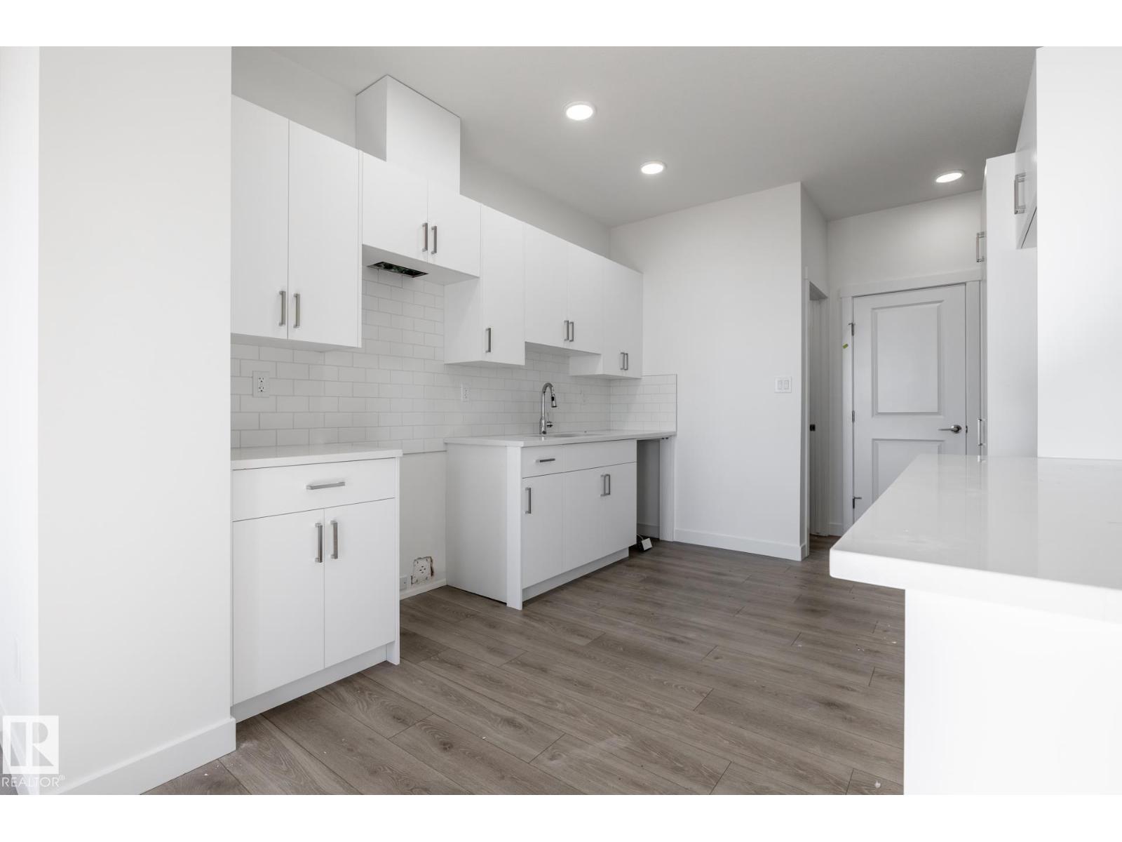 #29 7110 Keswick Cm Sw, Edmonton, Alberta  T6W 5P7 - Photo 8 - E4480107