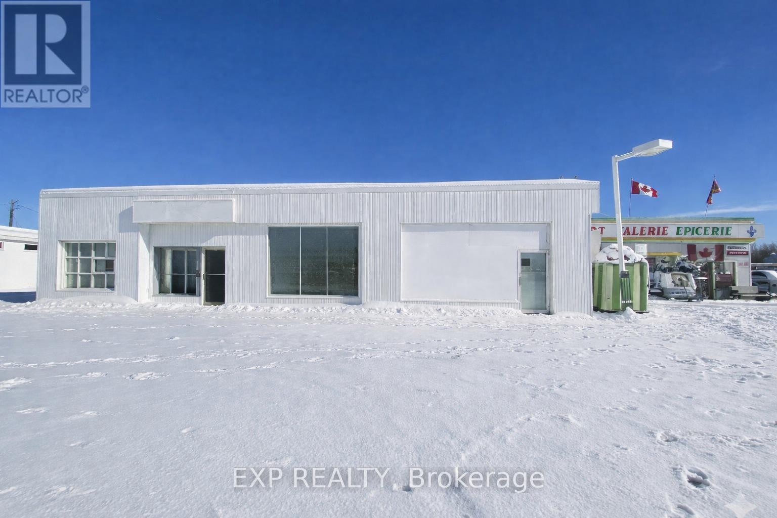 140 JOHN STREET, Hawkesbury, Ontario