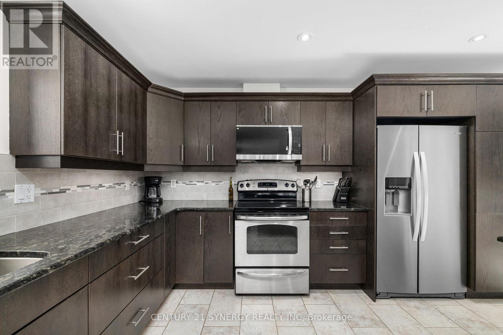 42 Empress Drive, North Grenville, Ontario  K0G 1J0 - Photo 12 - X12947018