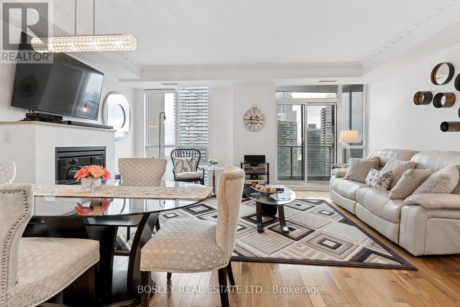 4501 - 16 Harbour Street, Toronto, Ontario  M5J 2Z7 - Photo 13 - C12946964