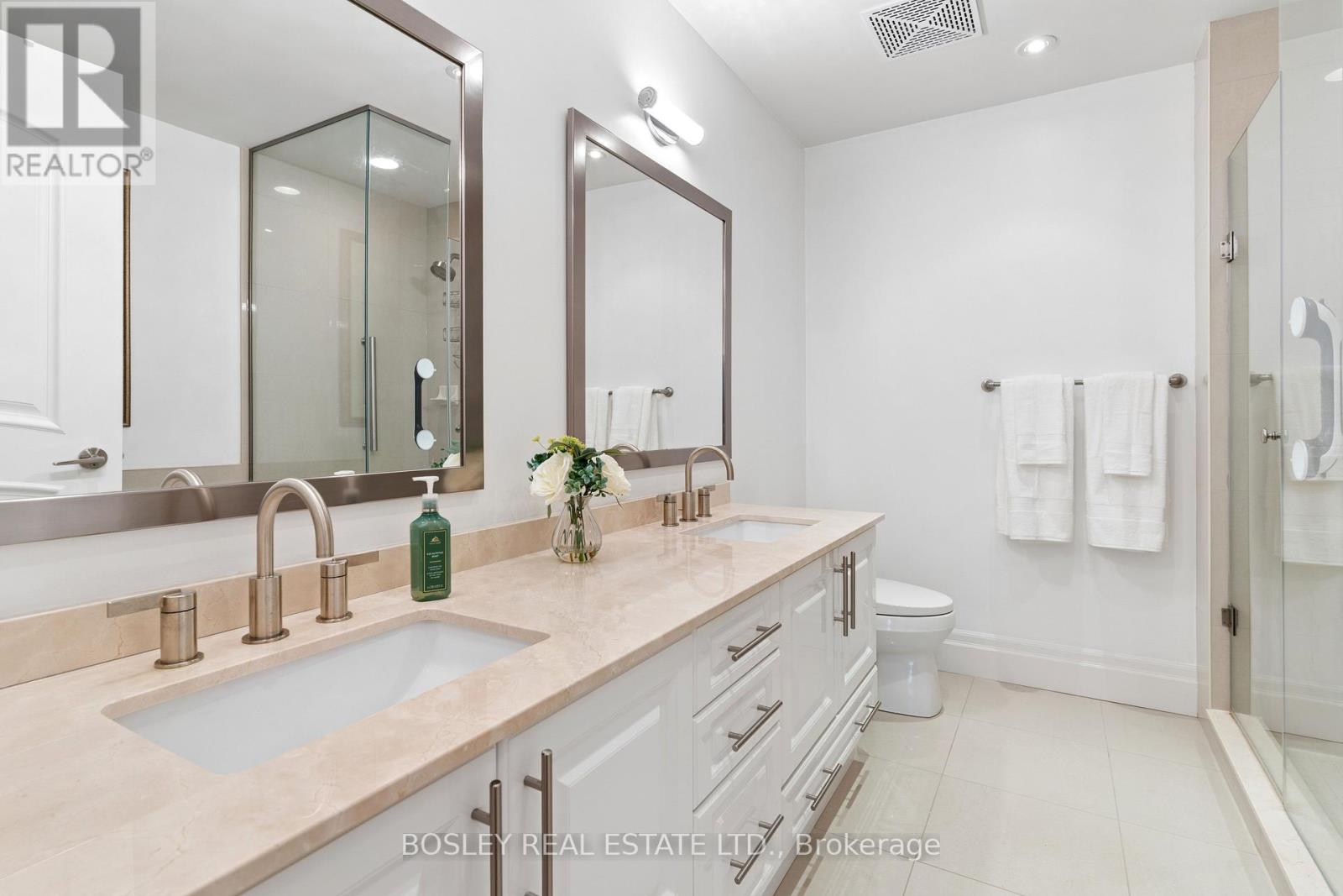 4501 - 16 Harbour Street, Toronto, Ontario  M5J 2Z7 - Photo 22 - C12946964