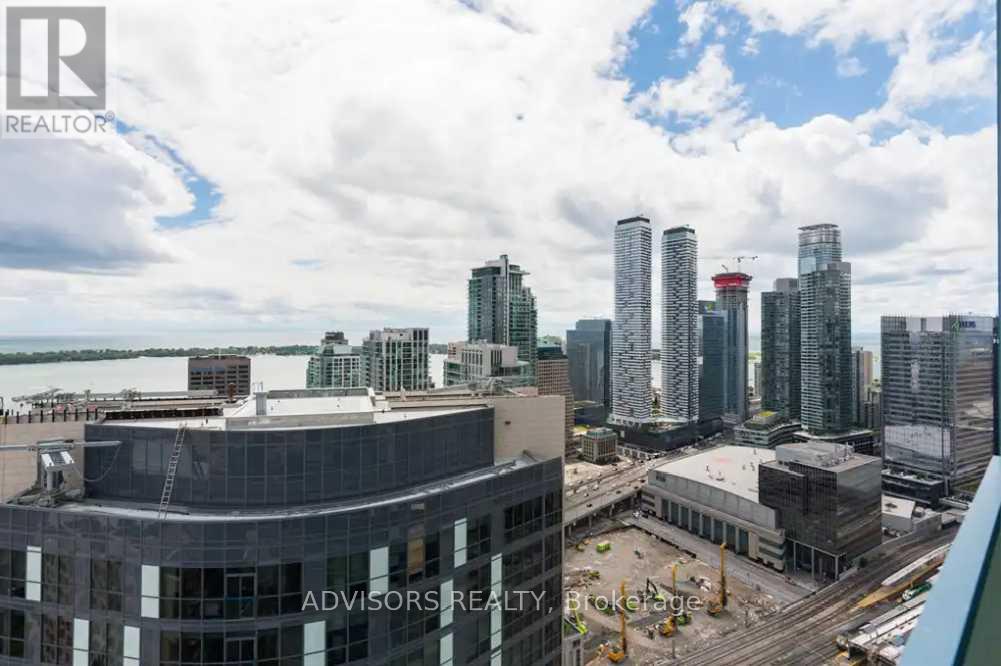 4011 - 8 The Esplanade Avenue, Toronto, Ontario  M5E 0A6 - Photo 12 - C12947014