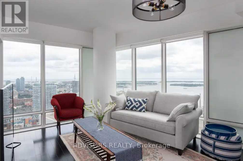 4011 - 8 The Esplanade Avenue, Toronto, Ontario  M5E 0A6 - Photo 5 - C12947014