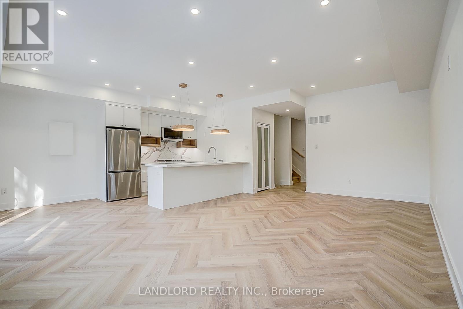 3 - 1146 Broadview Avenue, Toronto, Ontario  M4K 2S5 - Photo 11 - E12946966