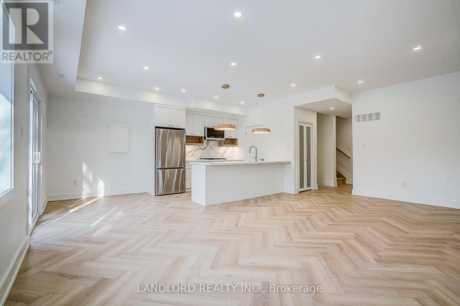 3 - 1146 Broadview Avenue, Toronto, Ontario  M4K 2S5 - Photo 12 - E12946966