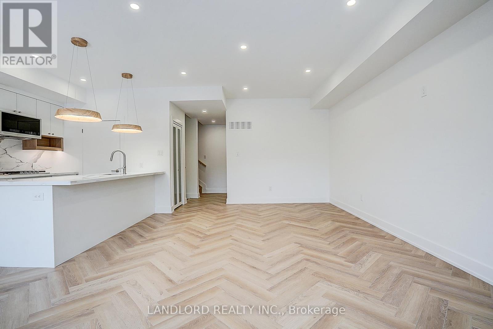 3 - 1146 Broadview Avenue, Toronto, Ontario  M4K 2S5 - Photo 13 - E12946966