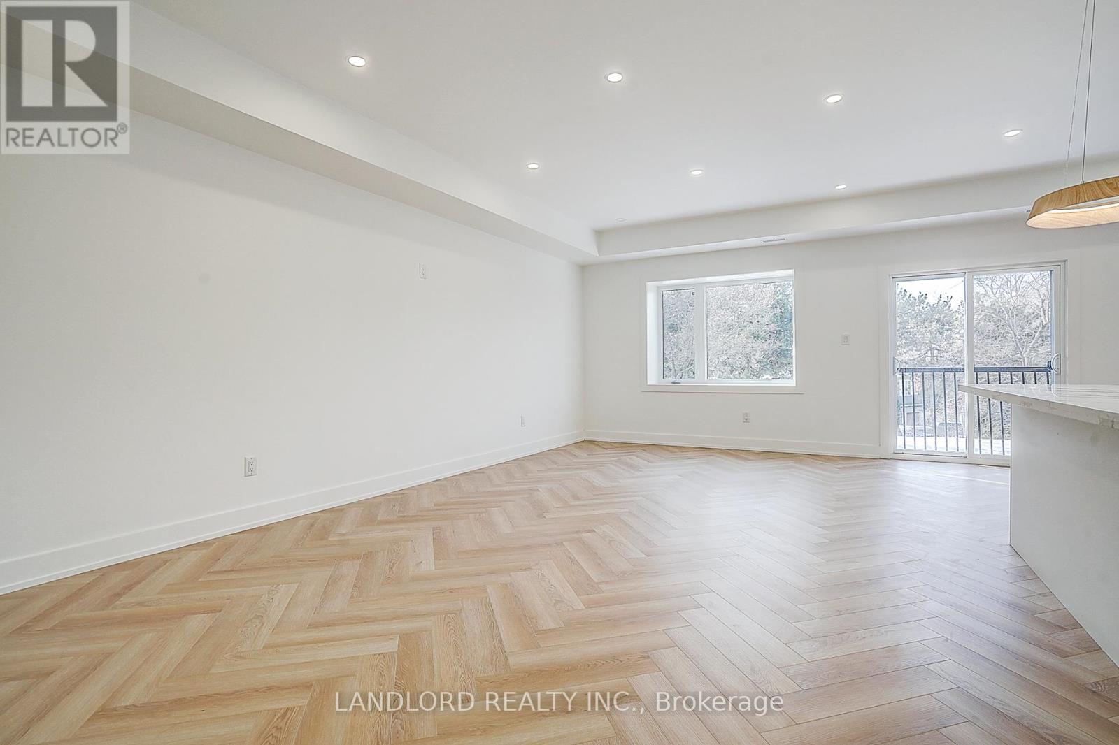 3 - 1146 Broadview Avenue, Toronto, Ontario  M4K 2S5 - Photo 7 - E12946966
