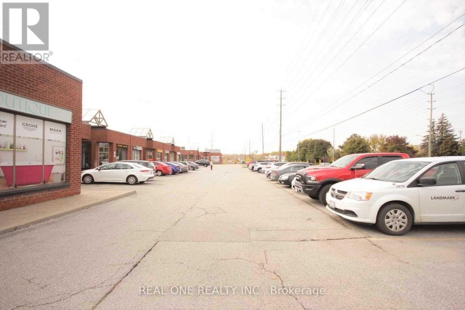 1 & 2 - 120 Mulock Drive, Newmarket, Ontario  L3Y 7C5 - Photo 3 - N12946912