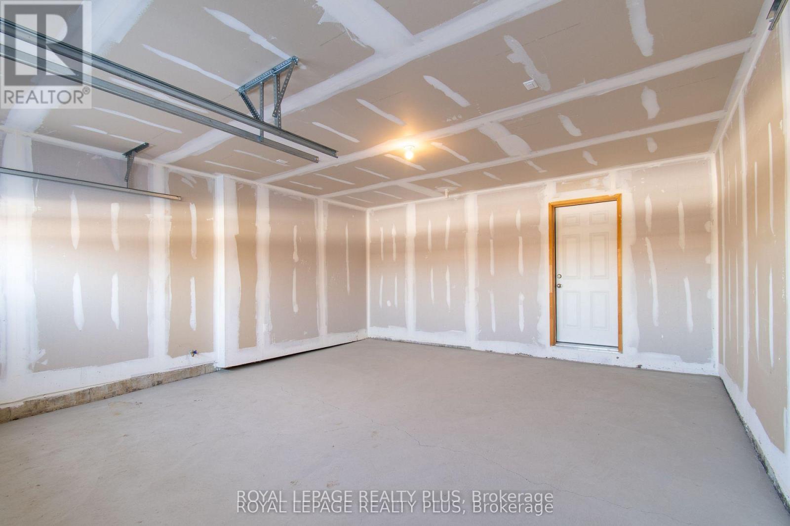 147 Dovedale Drive, Georgina, Ontario  L4P 0S6 - Photo 35 - N12946916