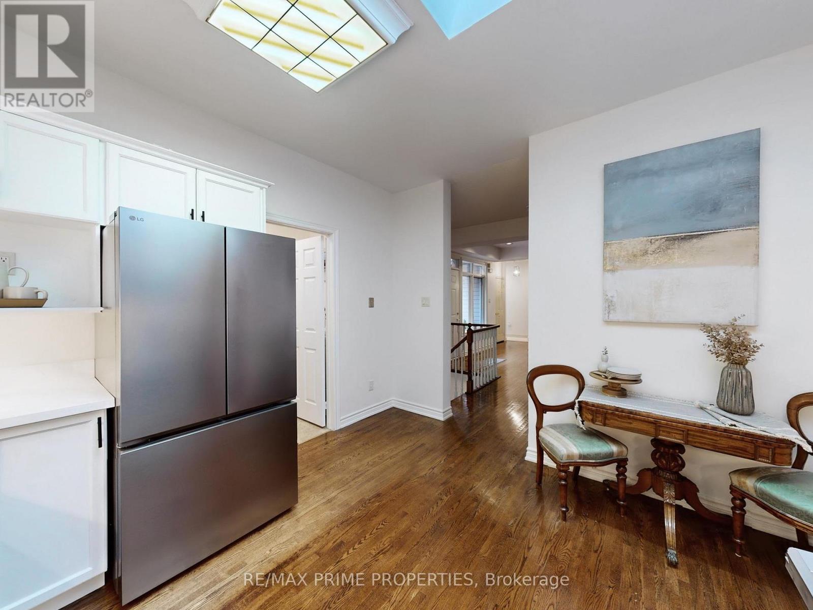 4 Colleen Bay Way, Markham, Ontario  L6E 1B4 - Photo 14 - N12946942