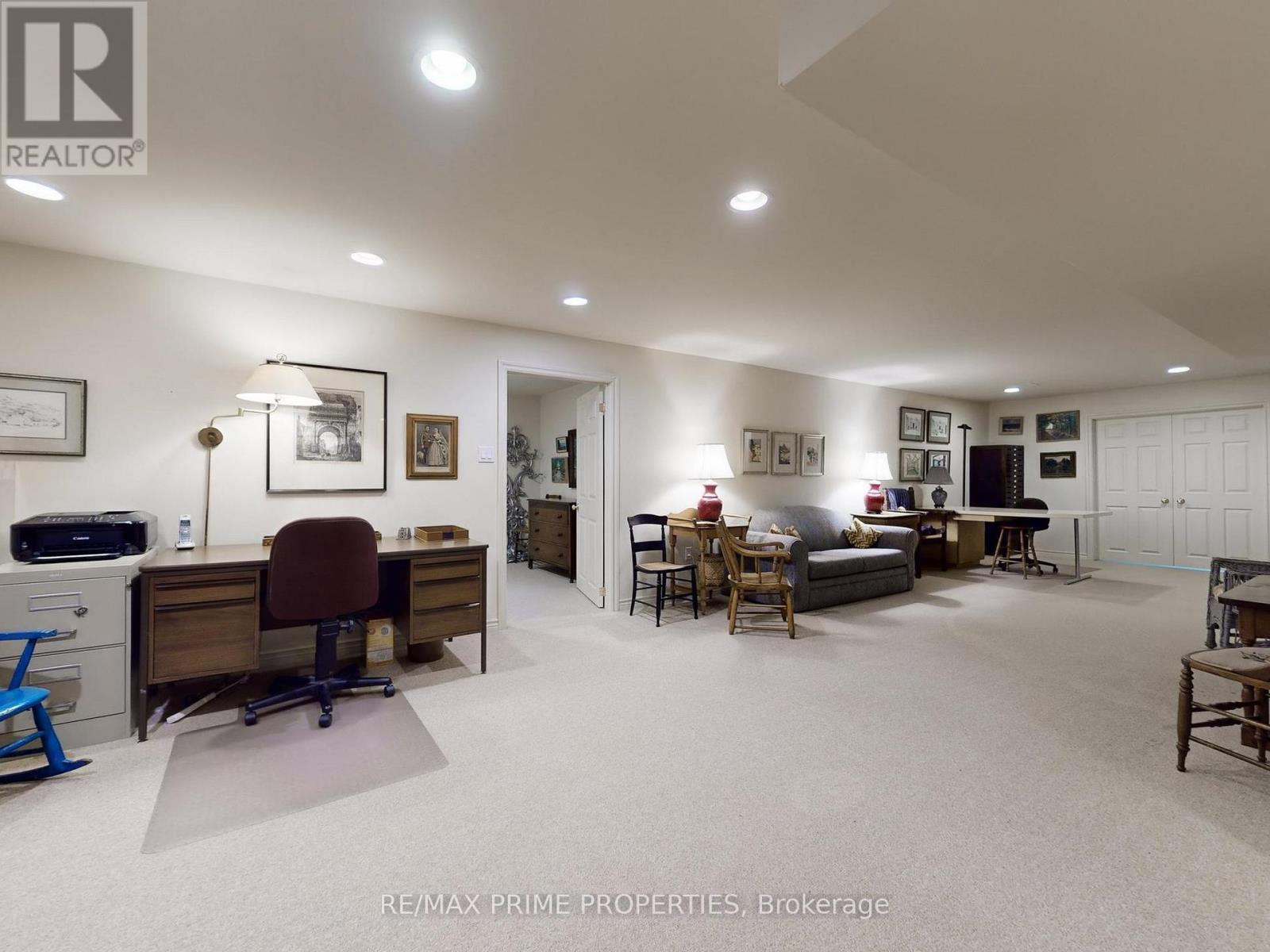 4 Colleen Bay Way, Markham, Ontario  L6E 1B4 - Photo 30 - N12946942