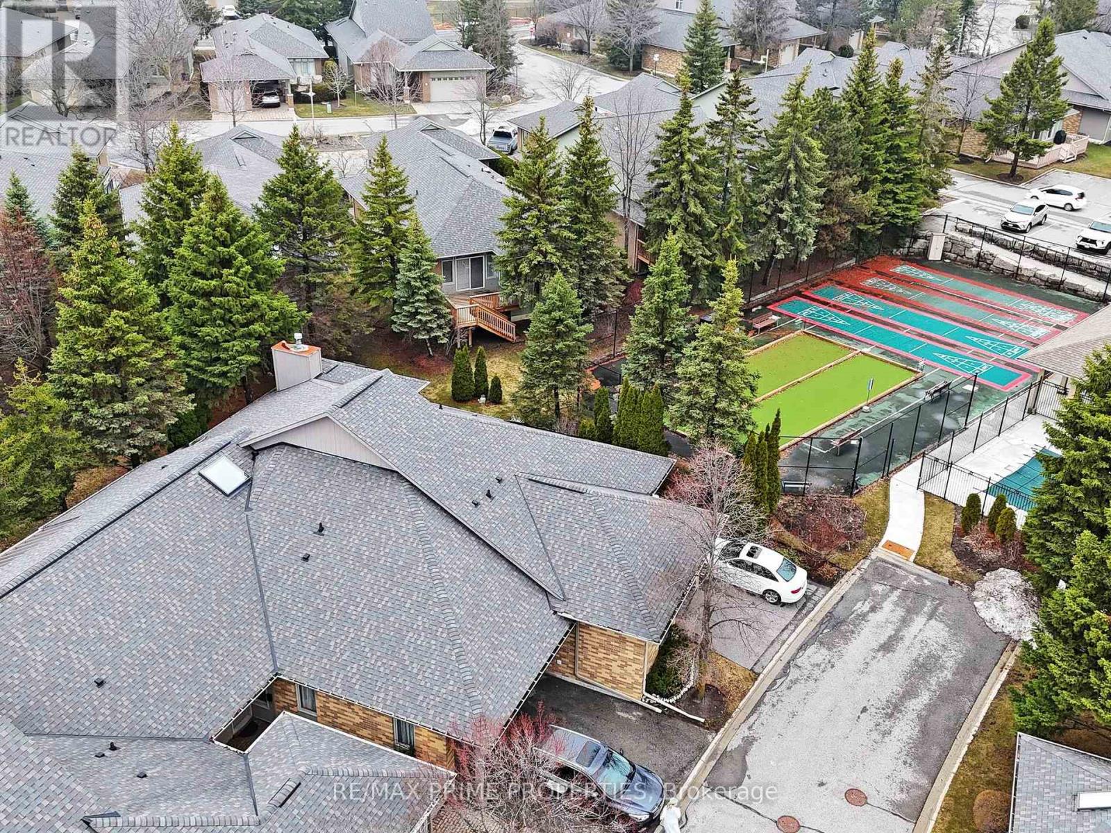 4 Colleen Bay Way, Markham, Ontario  L6E 1B4 - Photo 40 - N12946942