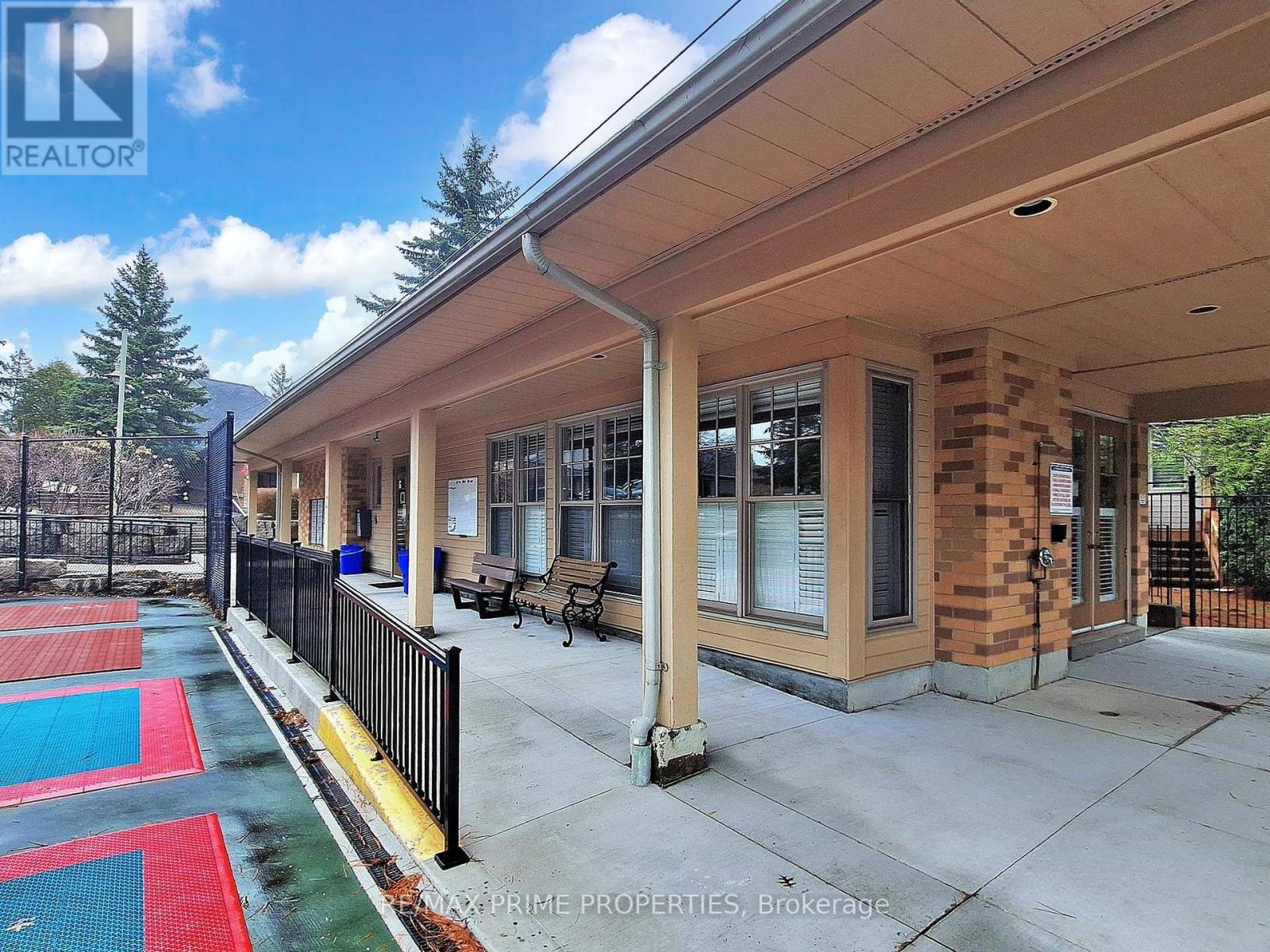 4 Colleen Bay Way, Markham, Ontario  L6E 1B4 - Photo 41 - N12946942