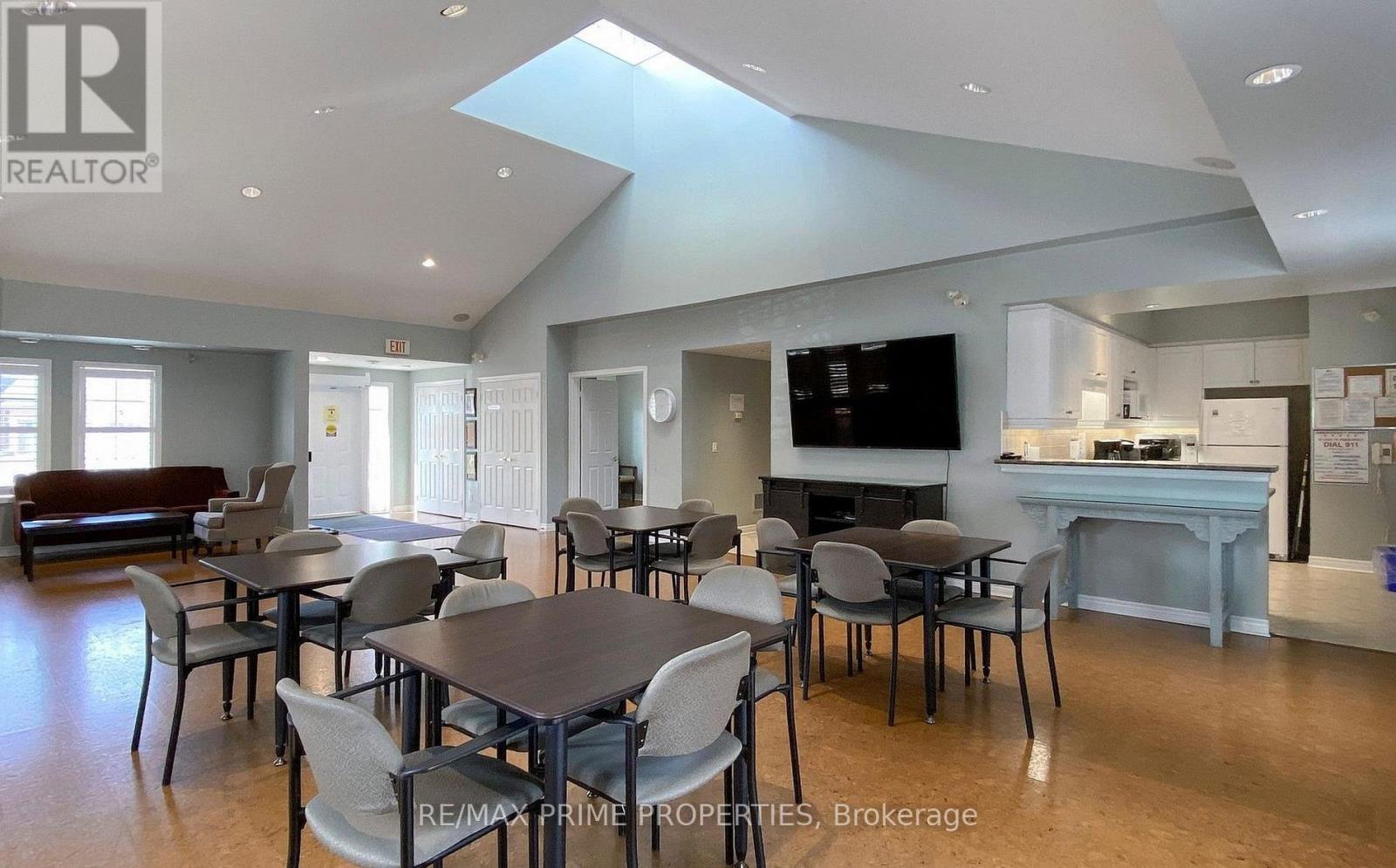 4 Colleen Bay Way, Markham, Ontario  L6E 1B4 - Photo 46 - N12946942