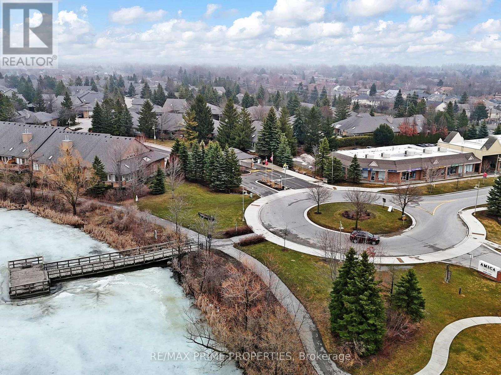 4 Colleen Bay Way, Markham, Ontario  L6E 1B4 - Photo 48 - N12946942